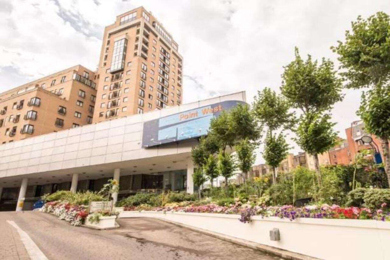 Point West Apartamento Londres