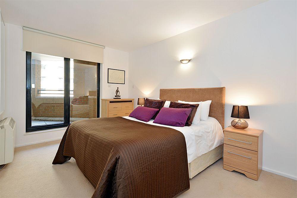 Point West Apartamento *